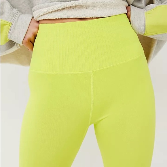 NEW SET!✨Free People Movement Good Karma Top and Leggings Set XS/S - Picture 14 of 16